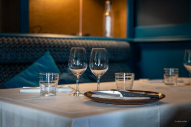 ambiance-restaurant-nantes-couteau-artisanal-jhp