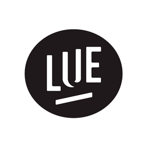 Photographe Publicitaire à Nantes : Votre Partenaire de Production Visuelle 360° 7 logo agence l'unique équipe nantes